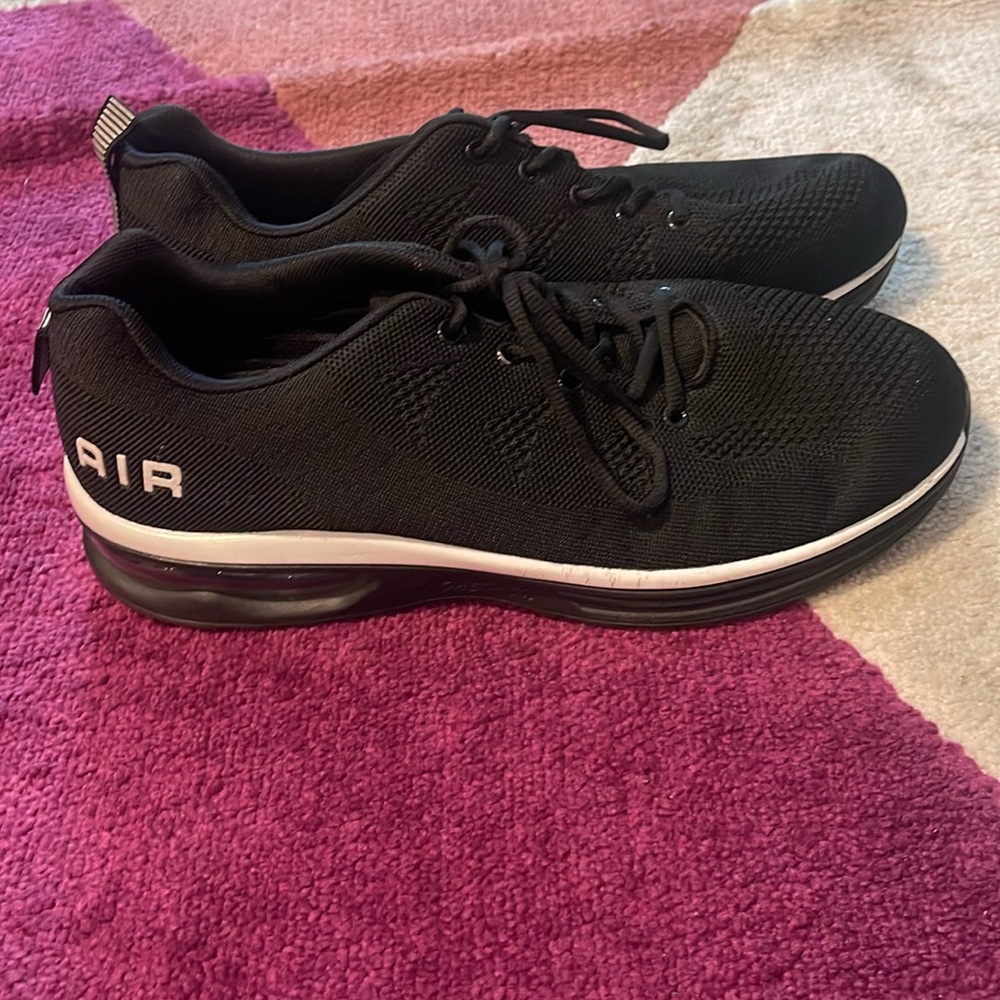 Men’s air sneakers size 11